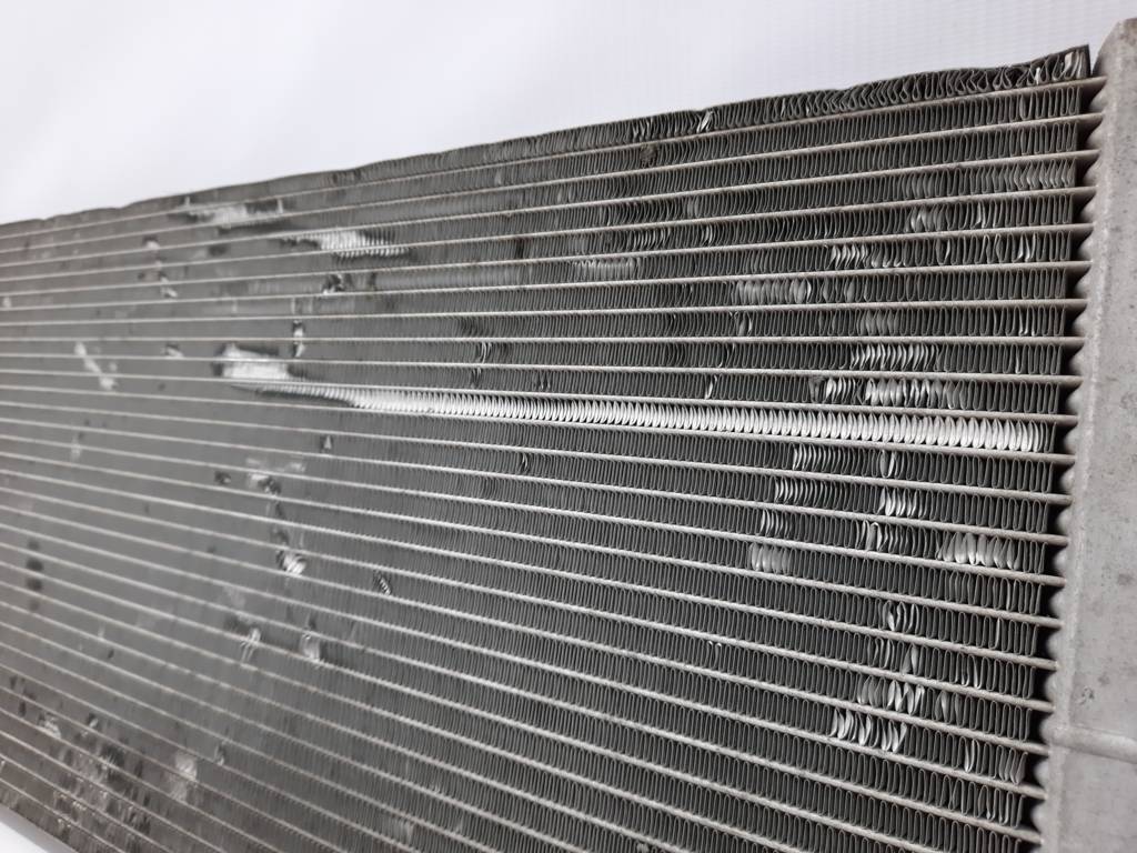 7 series Радіатор системи охолодження додатковий BMW 7 2009-2015 17117576827 BMW 7 2