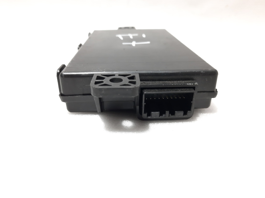 Journey Блок бесключевого доступа Dodge Journey 2014-2015 40821703 Dodge Journey 4