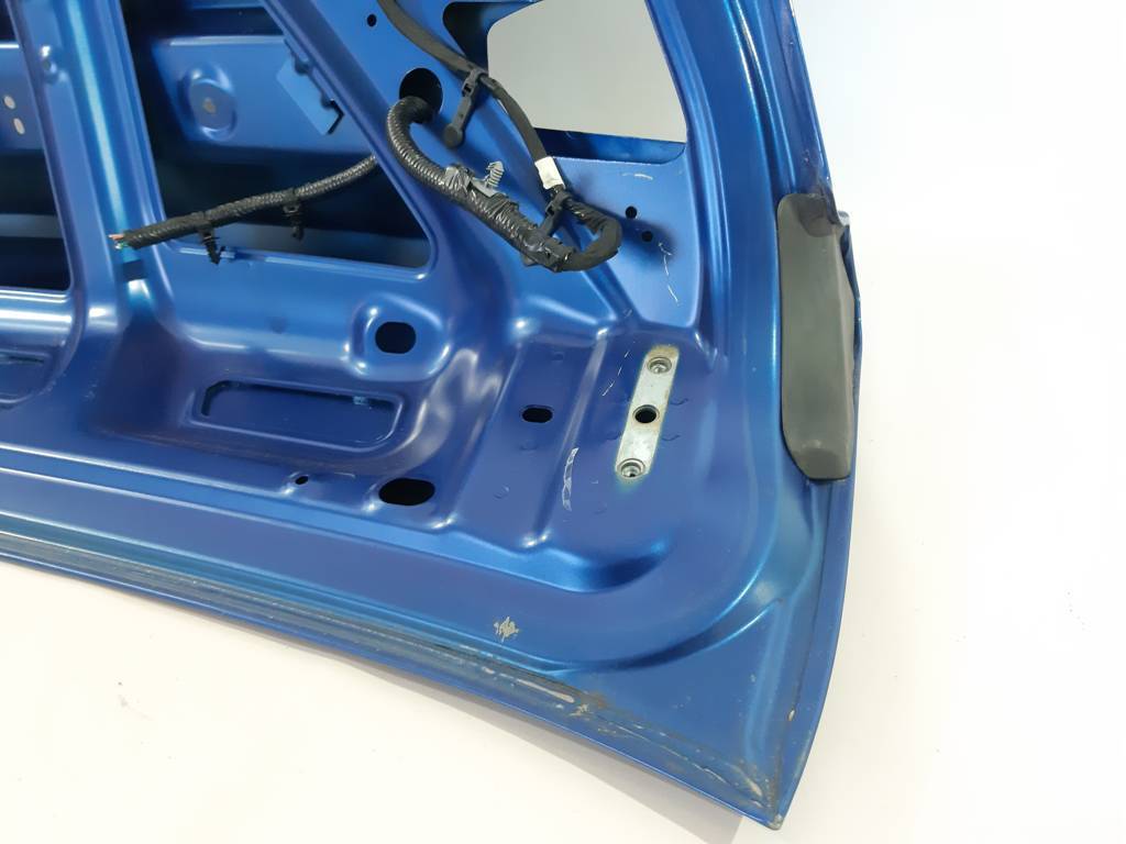 Dart Кришка багажника Dodge Dart 2013-2019 68081664AC Dodge Dart 104