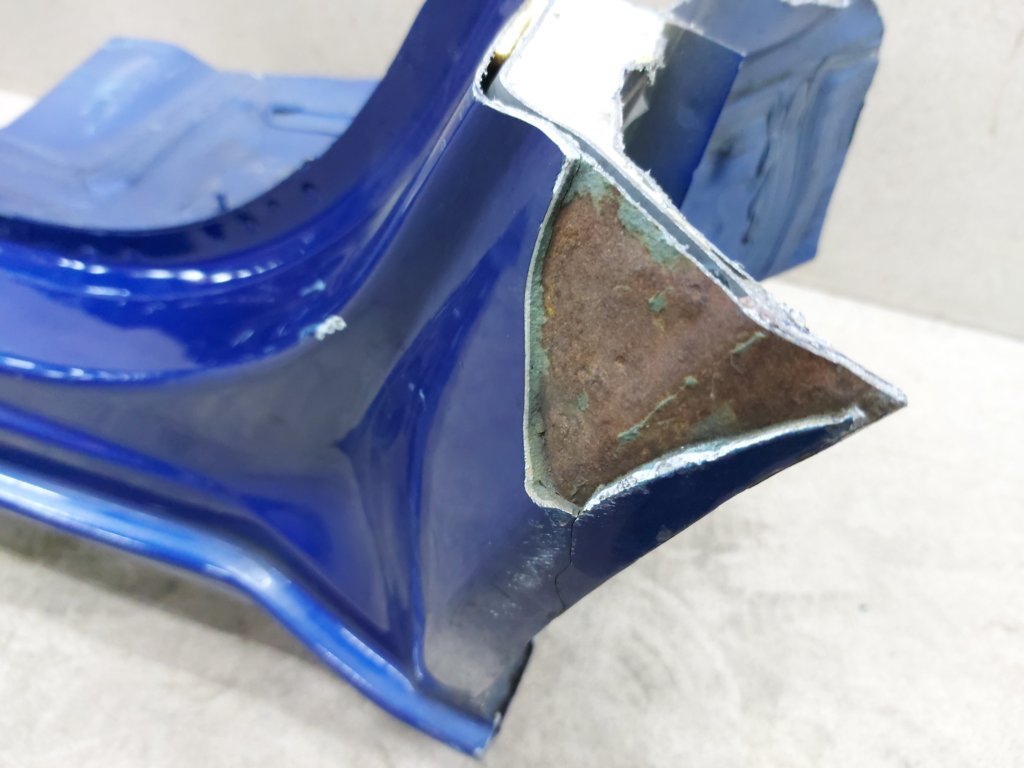 Avenger Стійка центральна ліва (метал) Dodge Avenger 2011-2014 68092171AB Dodge Avenger 8