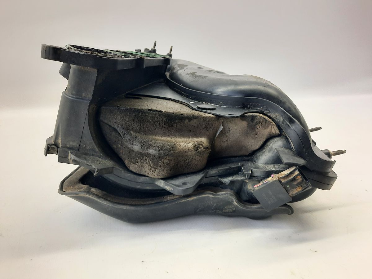 Dart Впускний колектор Dodge Dart 2013-2019 68398635AB Dodge Dart 16