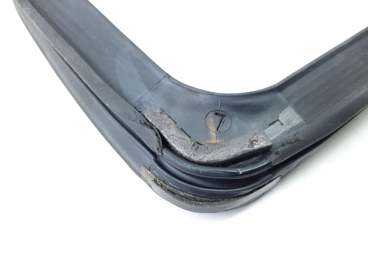 Journey Направляющая резинка стекла двери задней левой Dodge Journey 2009-2020 5076873AD Dodge Journey 7