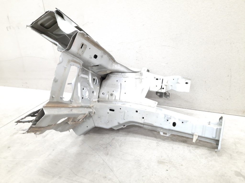 Dart Чверть передня ліва зі склянкою Dodge Dart 2013-2019 68105063AB Dodge Dart 16