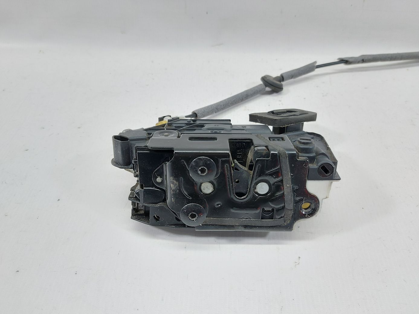 Passat s Замок двери задней правой Volkswagen Passat S 2012-2017 5K4839016AH Volkswagen Passat S 2