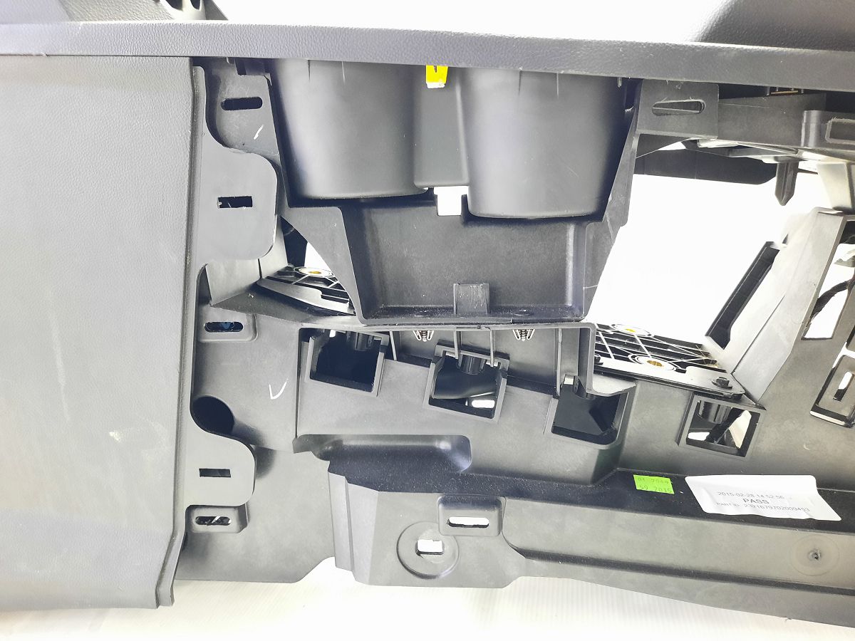 Equinox Консоль центральная Chevrolet Equinox 2015 23216797 Chevrolet Equinox 8