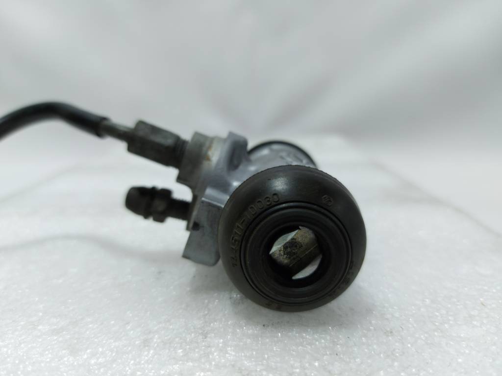 Prius c Тормозний циліндр задній лівий/правий Toyota Prius C 2008-2019 4755028060 Toyota Prius C 9