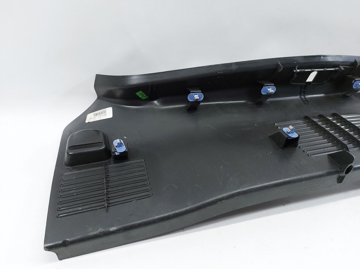 Regal Накладка задней панели багажного отделения Buick Regal 2011-2017 22738298 Buick Regal 5