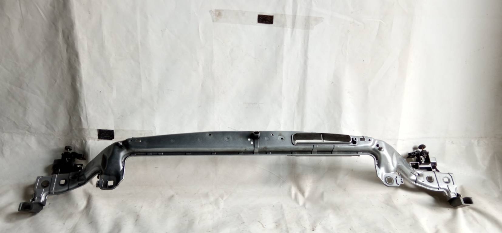 Товари з дефектами. Панель телевізора верхня (дефект) Ford Fusion 2013-2016 DS7Z8A284A Ford Fusion Товари з дефектами. Панель телевізора верхня (дефект) Ford Fusion 2013-2016 DS7Z8A284A Ford Fusion