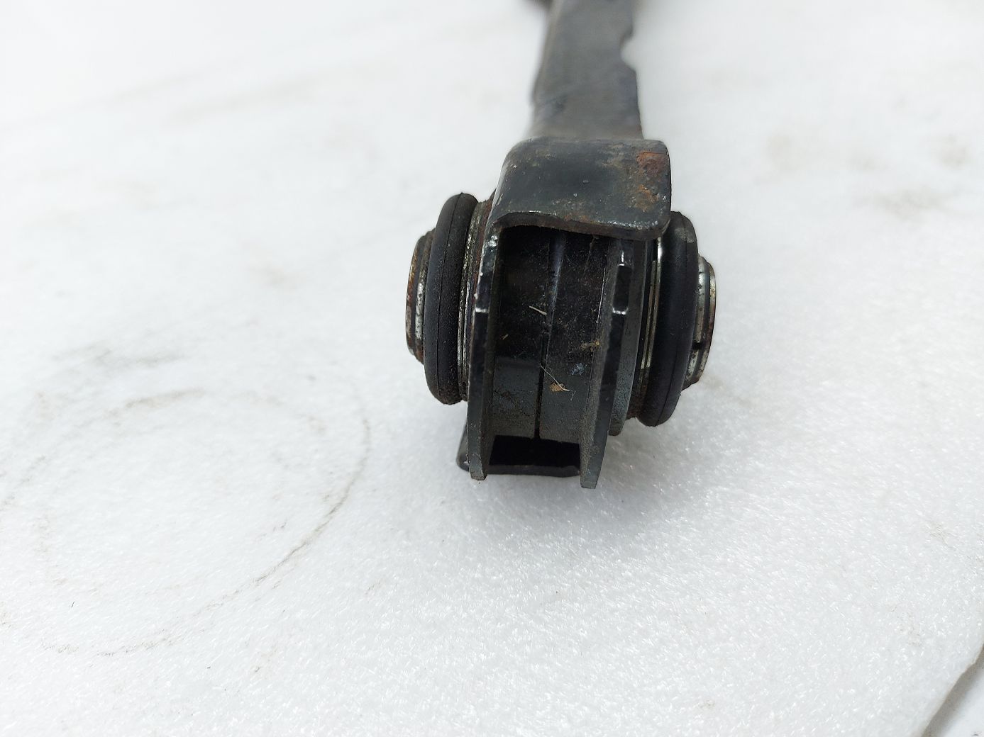 Ats Важіль центральний лівий/правий поперечний Cadillac ATS 2013-2019 23105024 Cadillac ATS 5