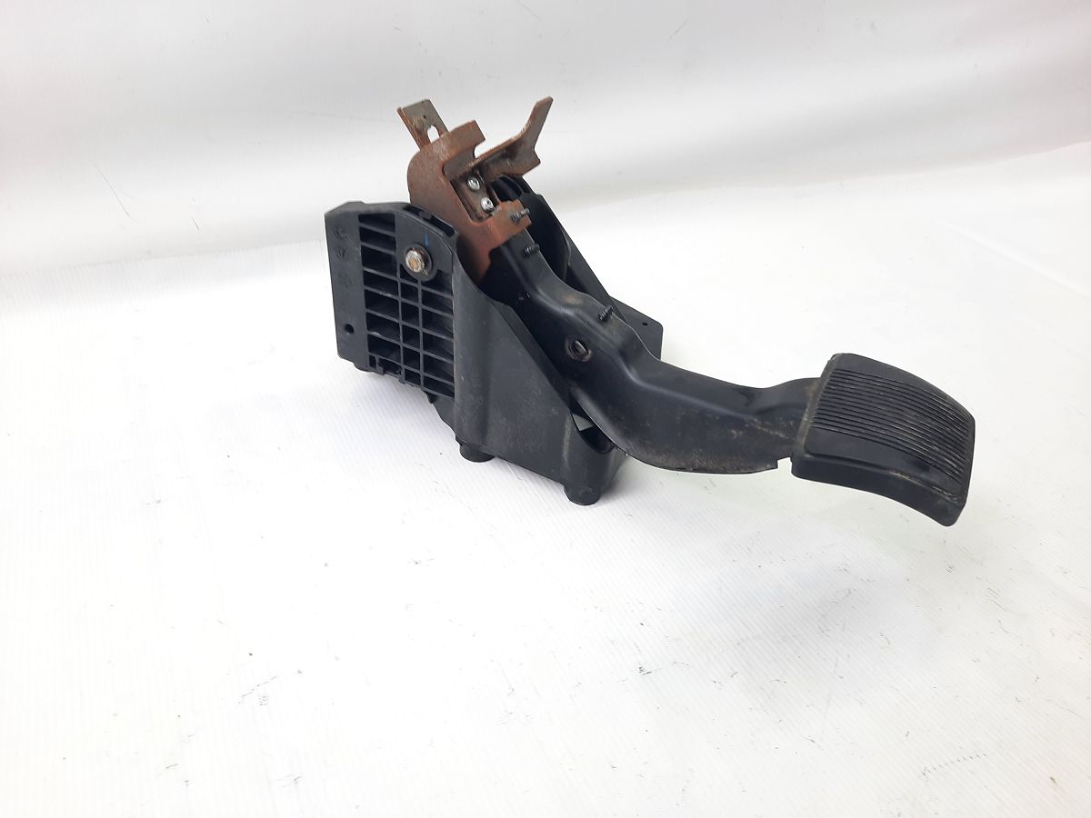 Dart Педаль гальма Dodge Dart 2015 4581693AG Dodge Dart 13