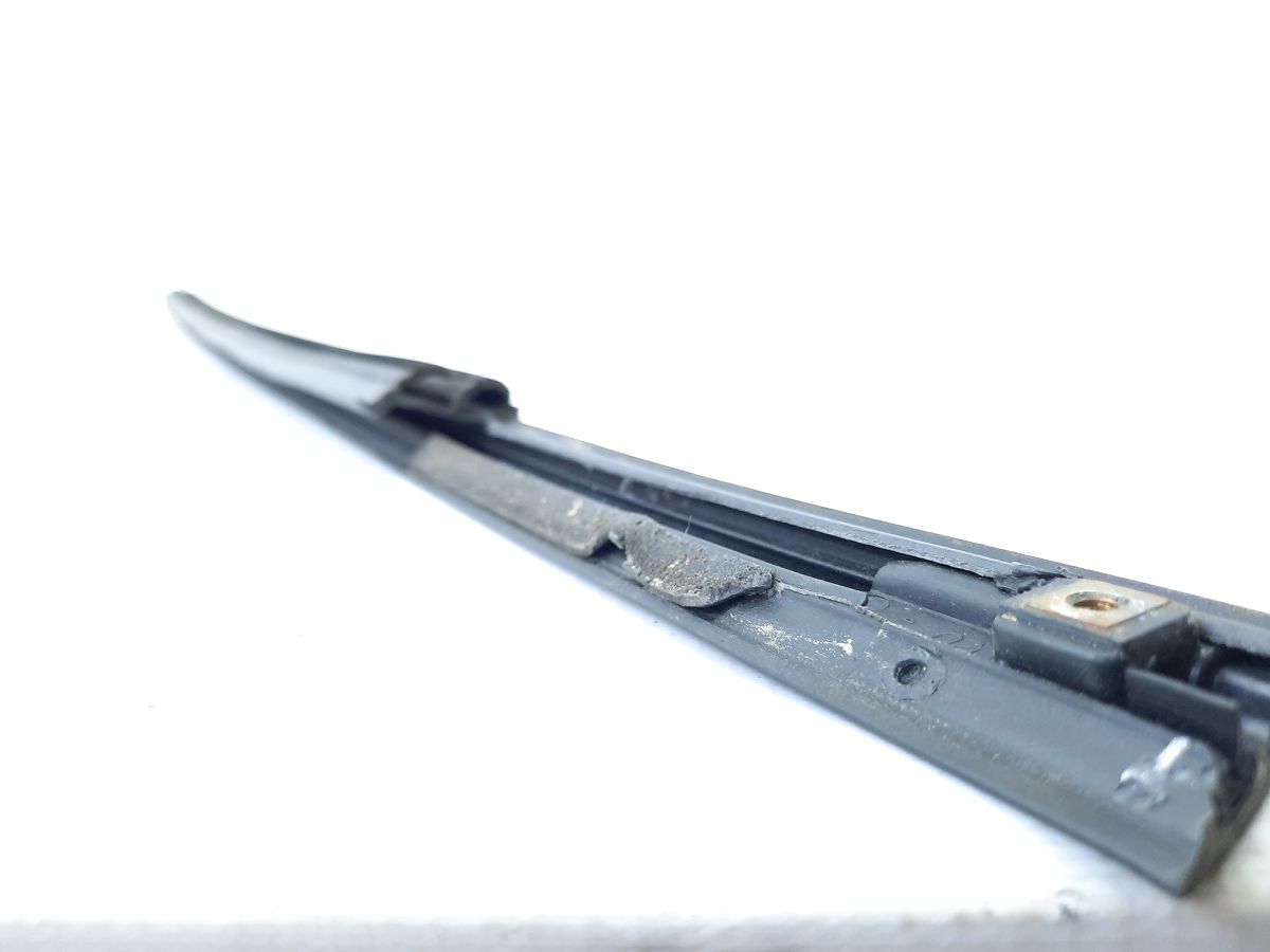 Journey Уплотнитель стекла наружный двери задней правой Dodge Journey 2009-2020 5076858AJ Dodge Journey 12 Journey Уплотнитель стекла наружный двери задней правой Dodge Journey 2009-2020 5076858AJ Dodge Journey 12