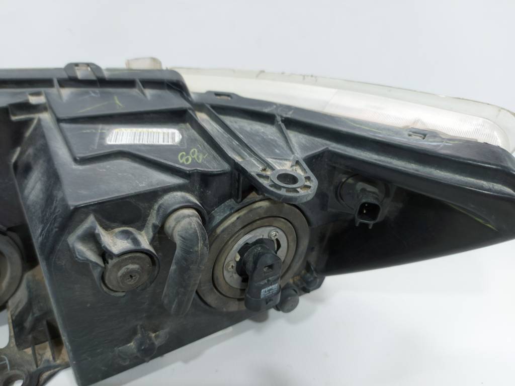 Товари з дефектами Фара передня права (дефект) Dodge Journey 2009-2020 5116288AD Dodge Journey 9