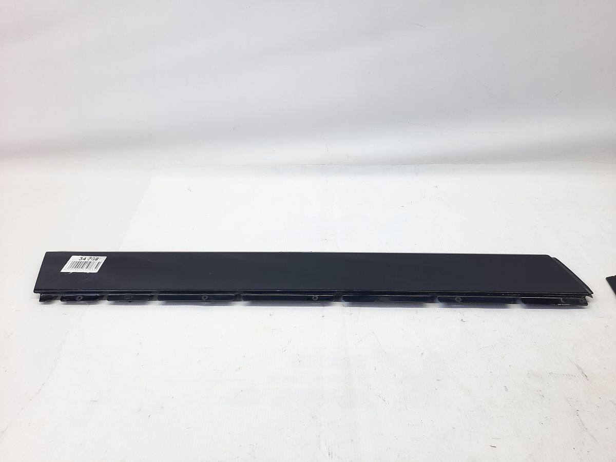 Volt Молдинг двері передньої правої зовнішній верхній Chevrolet Volt 2011-2015 22884396 Chevrolet Volt 2