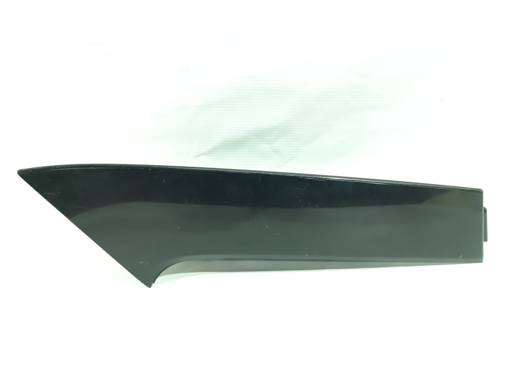 Rogue Накладка фонаря правая Nissan Rogue 2015-2019 960325HA0A Nissan Rogue 2