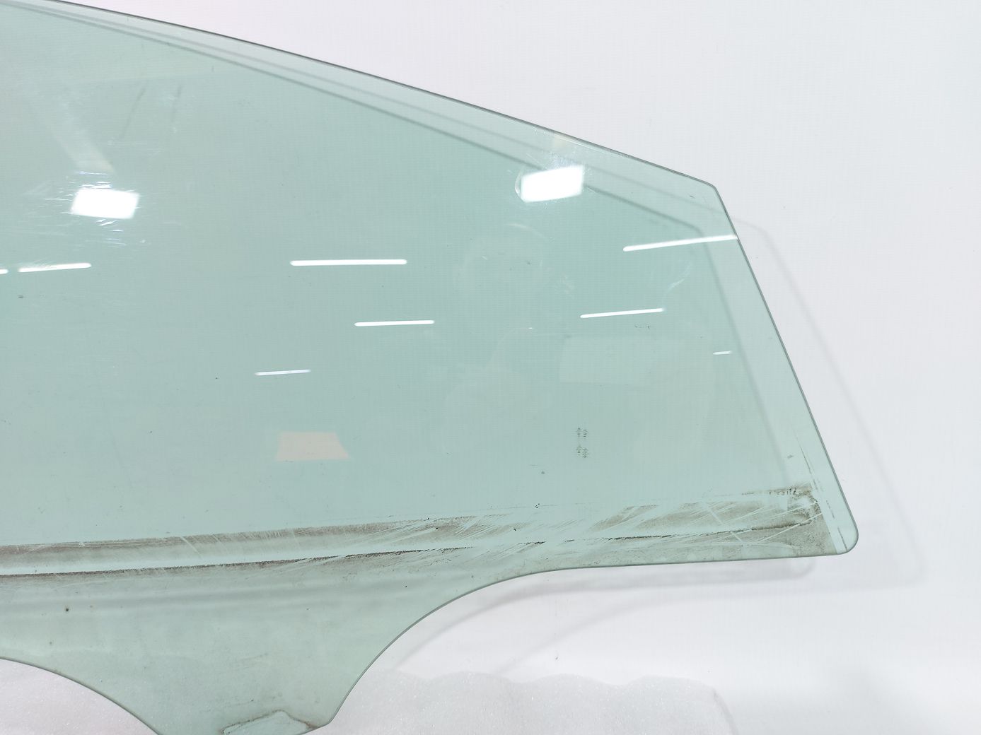 Sonata Скло дверей передньої правої Hyundai Sonata 2011-2015 824213S010 Hyundai Sonata 8