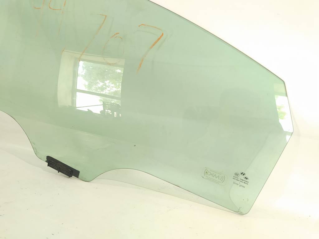 Sonata Скло дверей задньої лівої Hyundai Sonata 2011-2015 834103S010 Hyundai Sonata 12