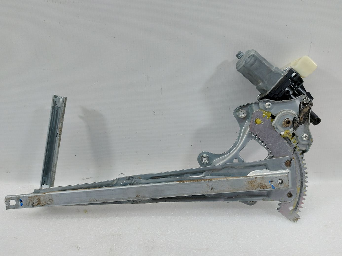 Rogue Склопідйомник дверей задньої правої Nissan Rogue 2014-2020 827204BA2A Nissan Rogue 3 Rogue Склопідйомник дверей задньої правої Nissan Rogue 2014-2020 827204BA2A Nissan Rogue 3