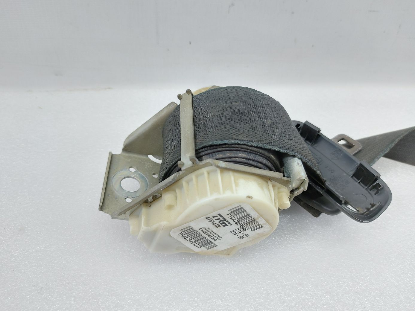 200 limited Ремінь безпеки задній лівий Chrysler 200 Limited 2015-2017 1VA70DX9AF Chrysler 200 Limited 2