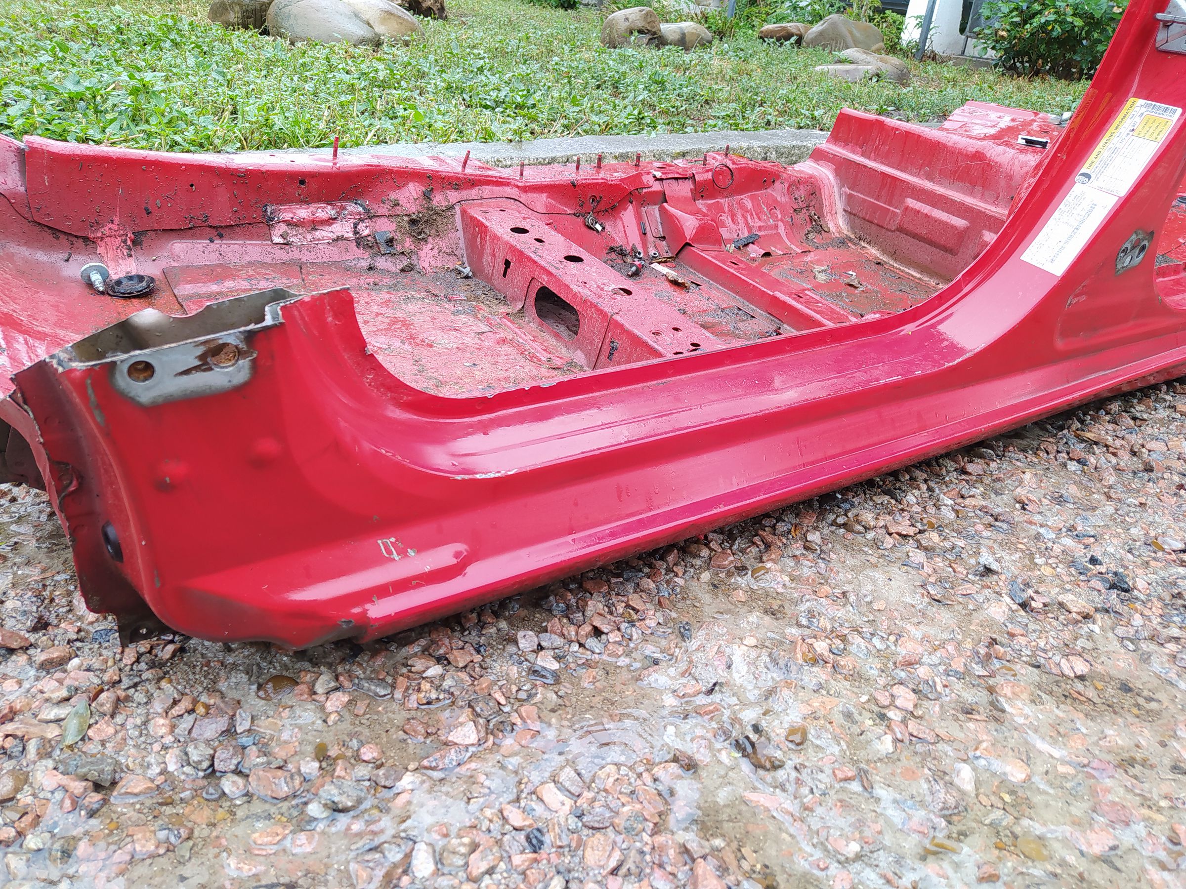 Fiesta Стійка центральна ліва (метал) Ford Fiesta 2011-2019 AE8Z5424383A Ford Fiesta 2