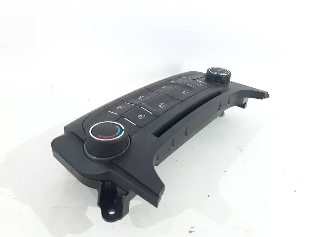 Malibu Кнопки управления климат-контролем Chevrolet Malibu 2013-2016 23465797 Chevrolet Malibu 4