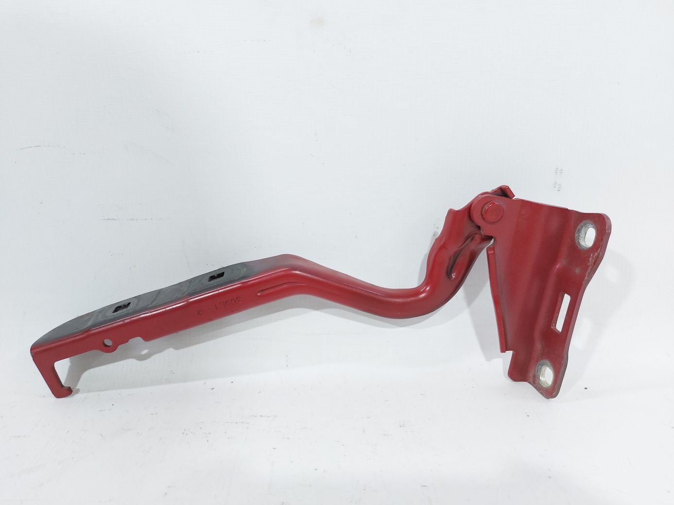 Dart Петля капота ліва Dodge Dart 2013-2019 68082131AA Dodge Dart 2