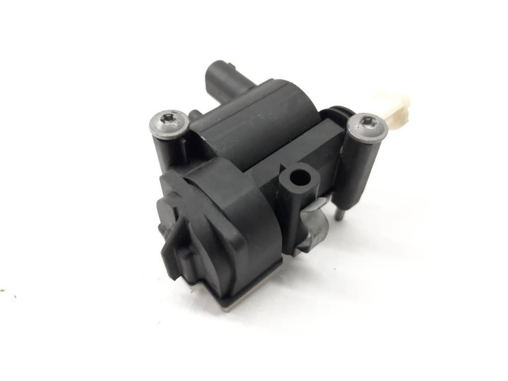 7 series Активатор замку кришки бензобака BMW 7 2012 67117200674 BMW 7 4