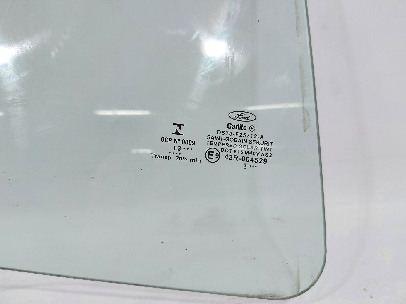 Fusion Стекло двери задней правой Ford Fusion 2013-2020 DS7Z5425712A Ford Fusion 3