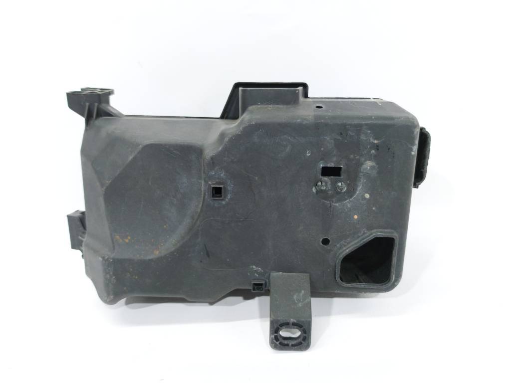 Dart Корпус блока предохранителей (нижняя часть) Dodge Dart 2013-2019 68149943AH Dodge Dart 10