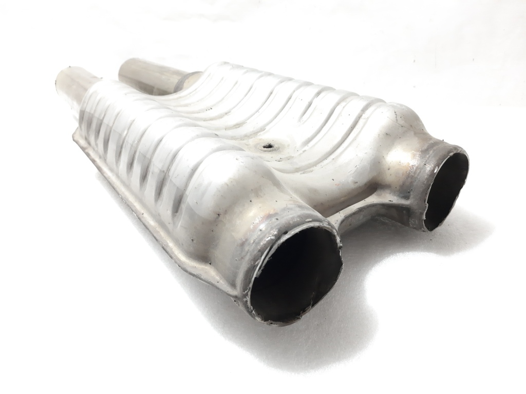 7 series Выхлопная труба средняя часть BMW 7 2012 18307578187 BMW 7 4