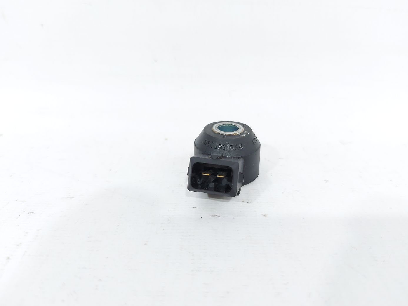 Compass Датчик детонації Jeep Compass 2007-2020 05033316AB Jeep Compass 3