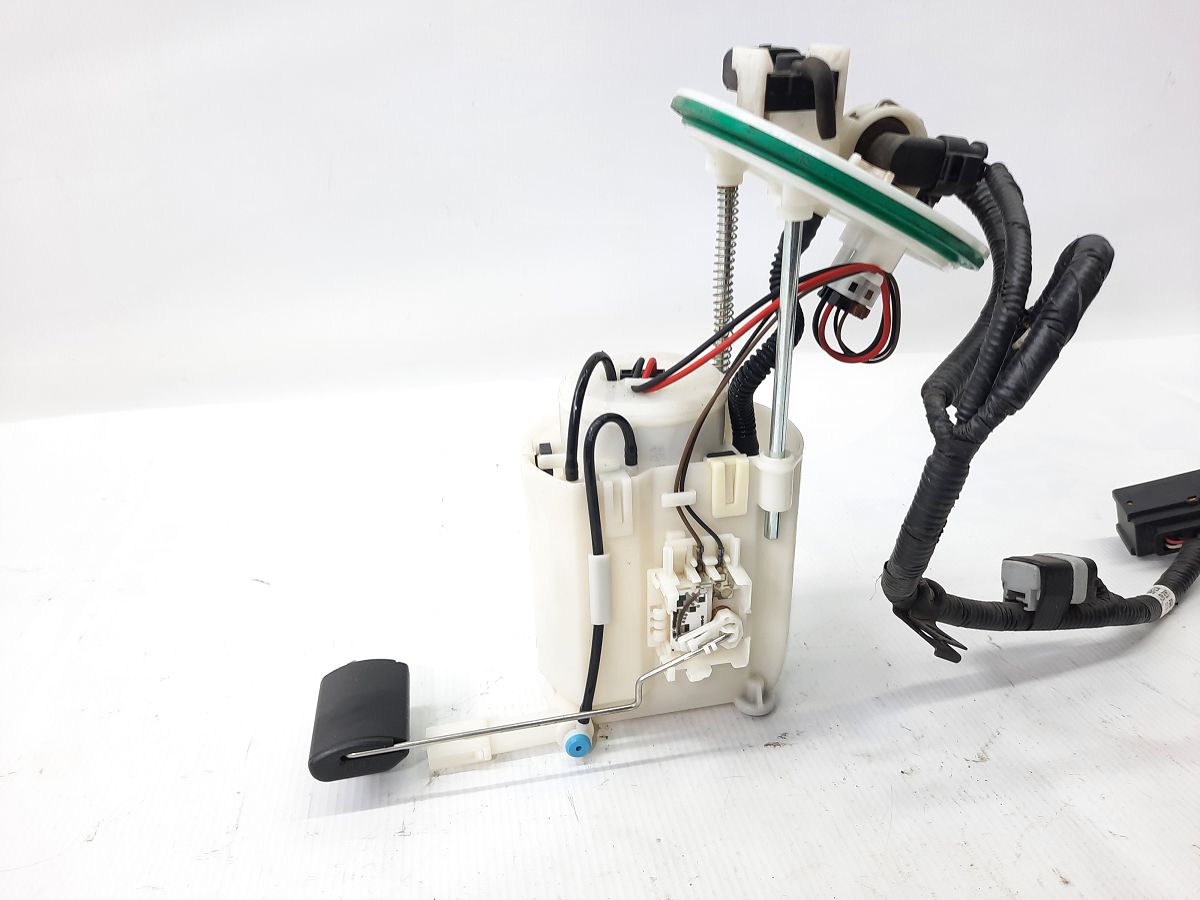 Cadenza Бензонасос Kia CADENZA 2014-2016 311103R800 Kia CADENZA 2