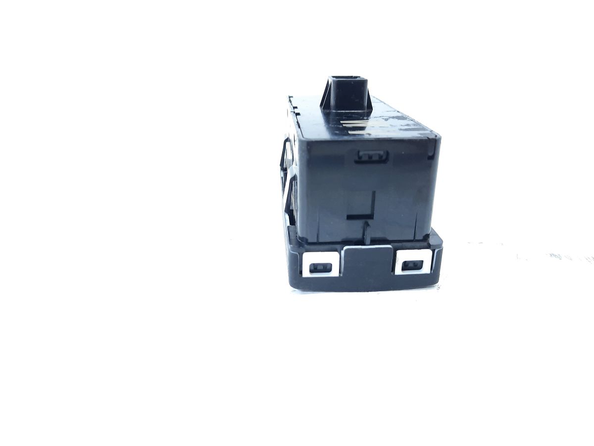 3 Блок кнопок торпеды Mazda 3 2014-2018 BASD66170A Mazda 3 5