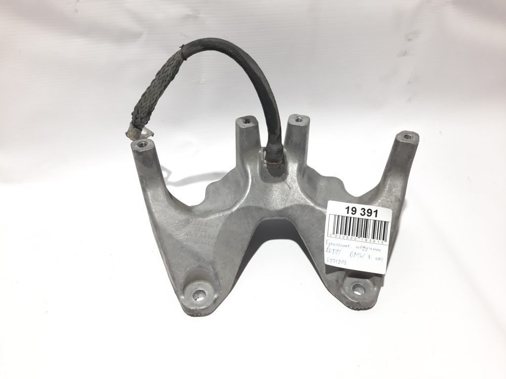 7 series. Кріплення подушки АКПП BMW 7 2012 6775909 BMW 7