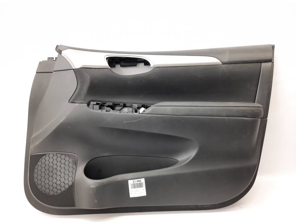 Sentra Карта двери передней правой Nissan Sentra 2017-2019 809003YU0A Nissan Sentra 1