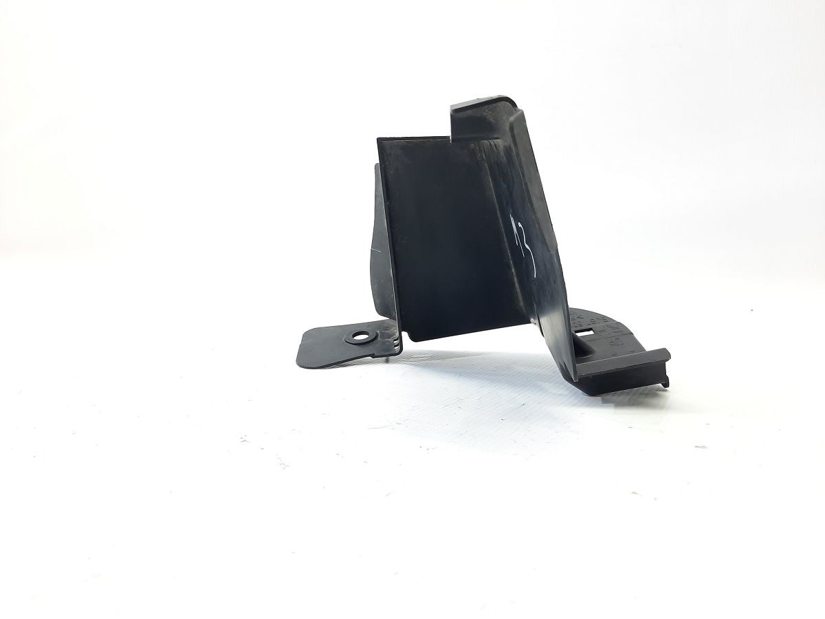 Повітроводи панелі радіатора Пиловник радіатора нижній правий Mazda 3 `14-16 Mazda 3 9 Повітроводи панелі радіатора Пиловник радіатора нижній правий Mazda 3 `14-16 Mazda 3 9