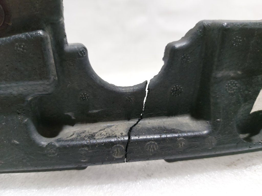 Товари з дефектами Абсорбер бампера переднього (дефект) BMW 7 2012 51117186511 BMW 7 4