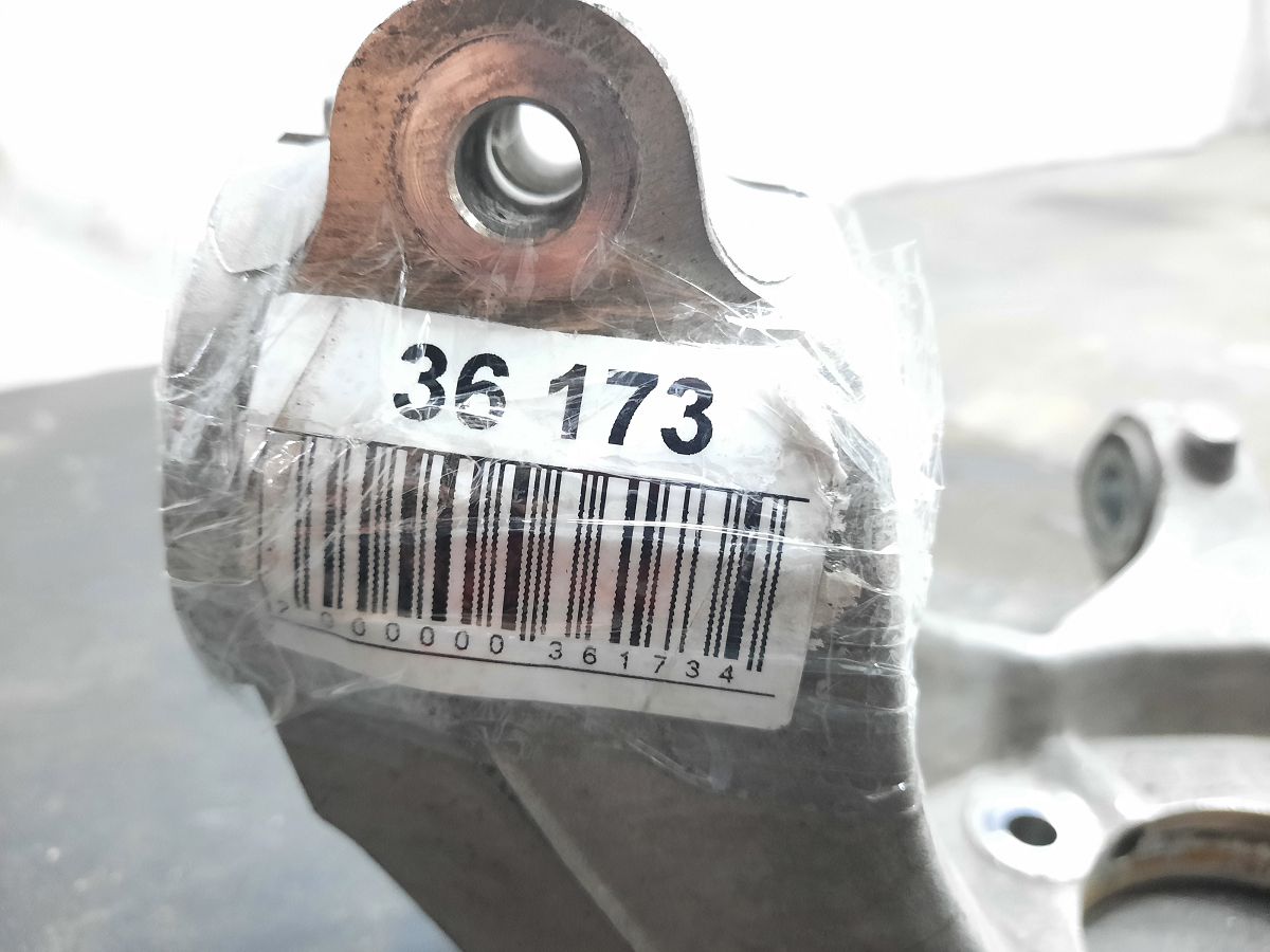 Dart Поворотный кулак передний правый Dodge Dart 2013-2019 68080585AD Dodge Dart 12