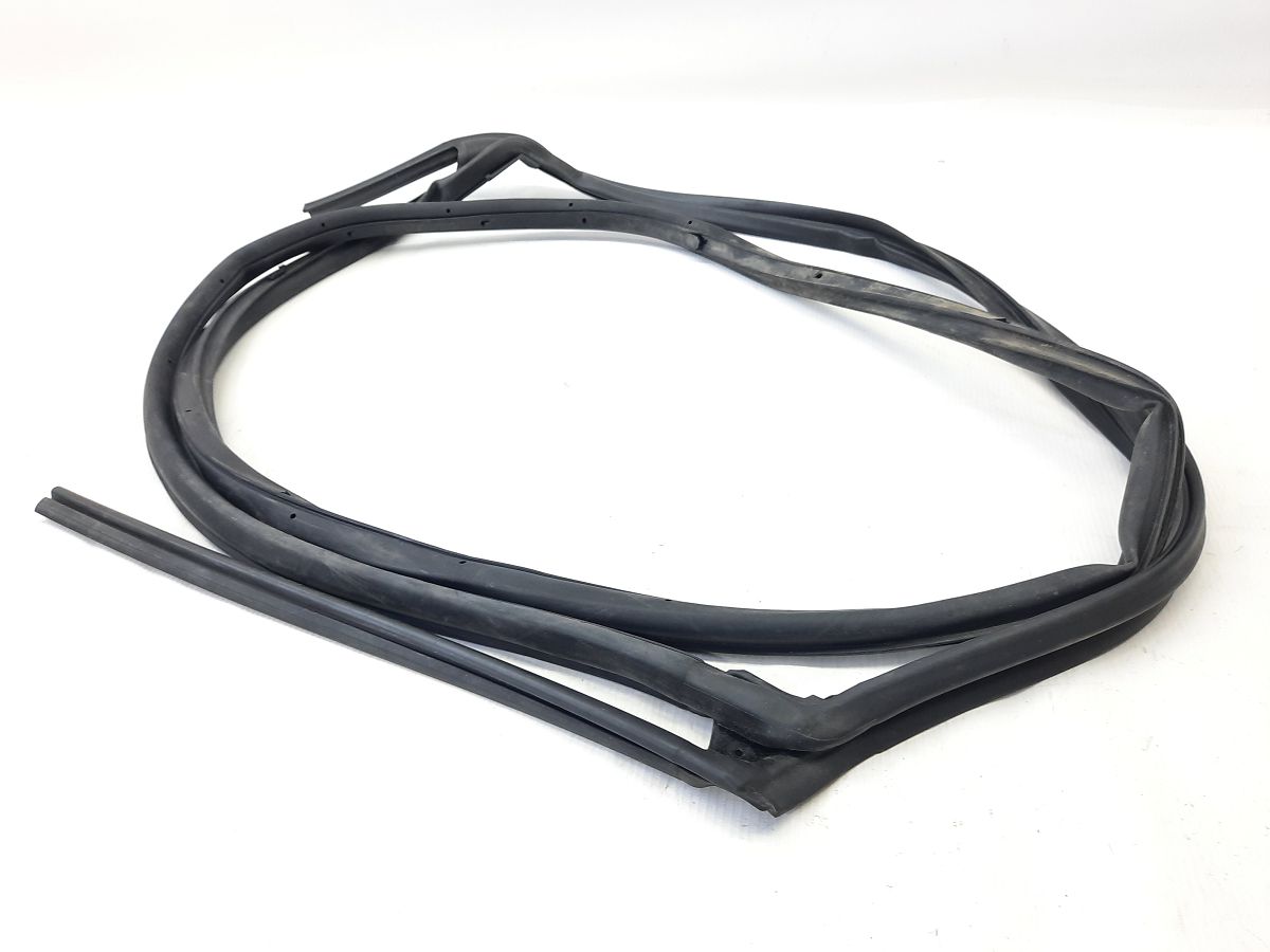 Insight Уплотнительная резинка двери задней левой Honda Insight 2010-2014 72850TM8A02 Honda Insight 4