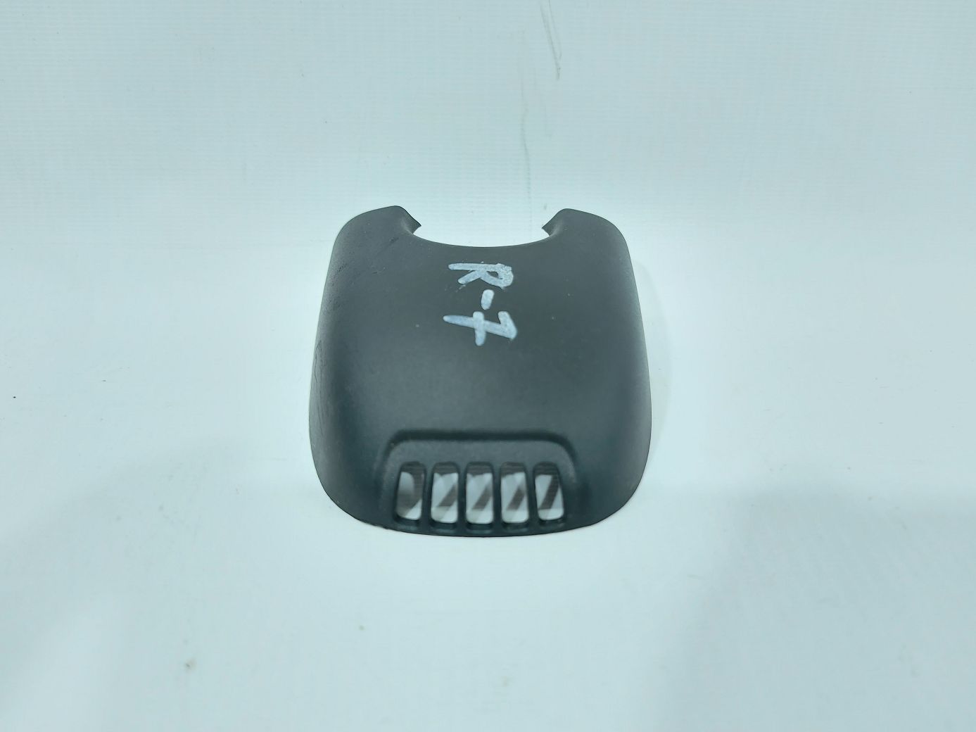 Cruze. Накладка зеркала салон левая\правая Chevrolet Cruze 2016-2019 13422719 Chevrolet Cruze