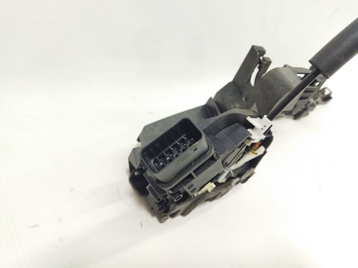 Xf Замок дверей передньої правої Jaguar XF 2009-2015 C2D47284 Jaguar XF 4