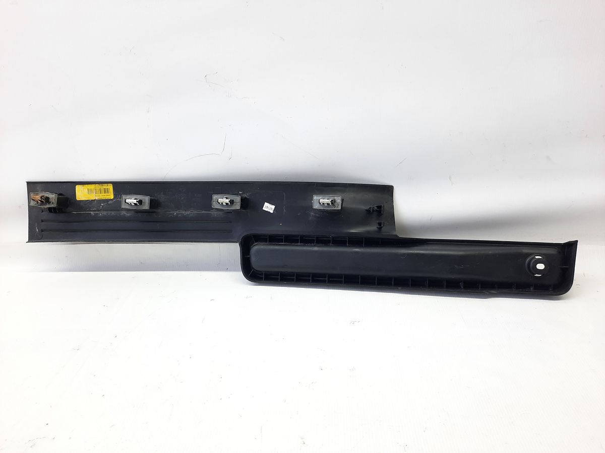 Grand caravan Обшивка порога переднего левая Dodge Grand Caravan 2011-2020 1PF45DX9AB Dodge Grand Caravan 4