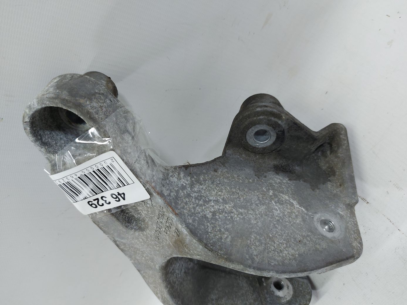 Grand caravan Кронштейн подушки двигуна передньої Dodge Grand Caravan 2011-2020 04809939AF Dodge Grand Caravan 3