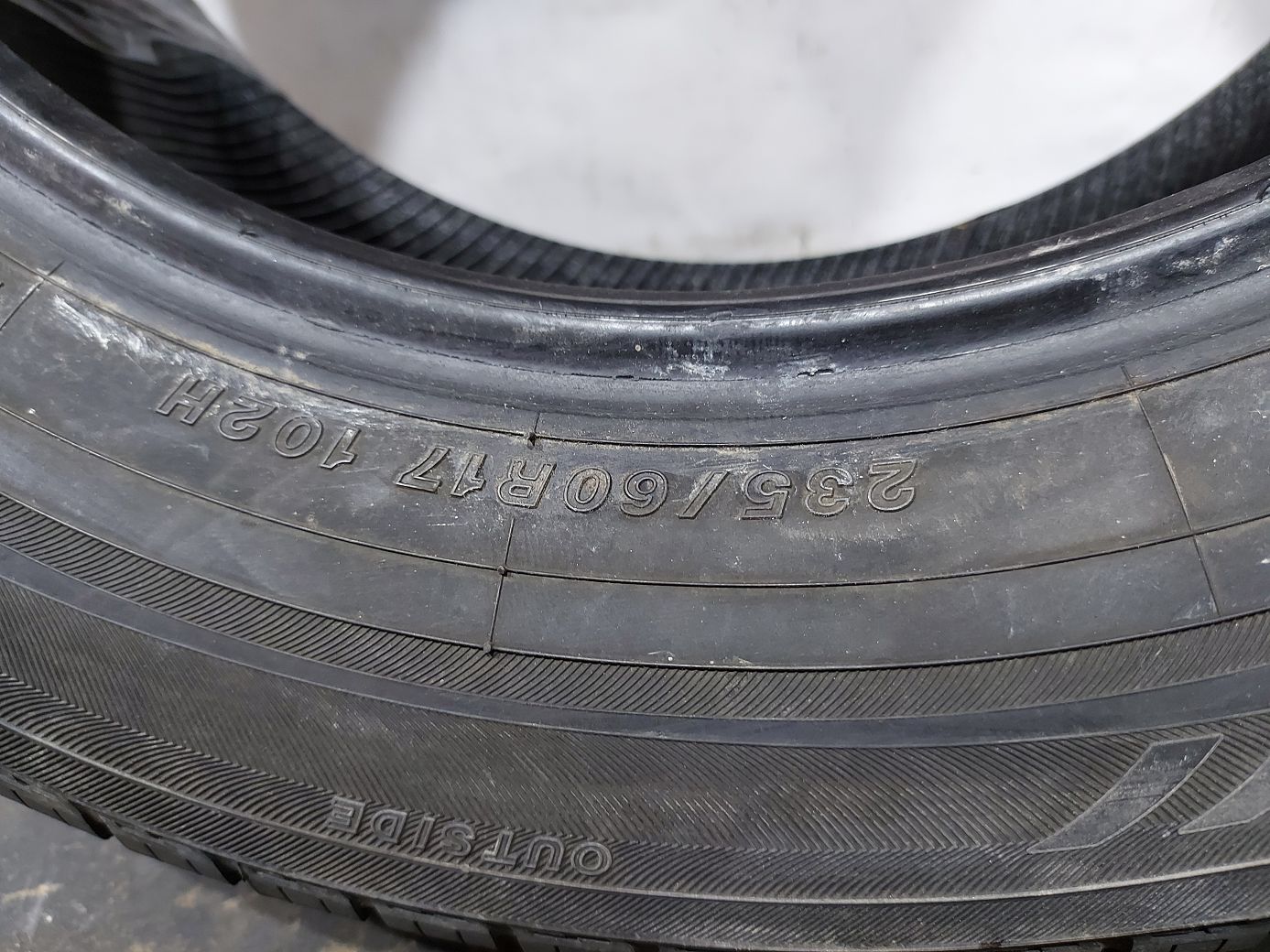  Гума Yokohama GTX 235/60R17 3