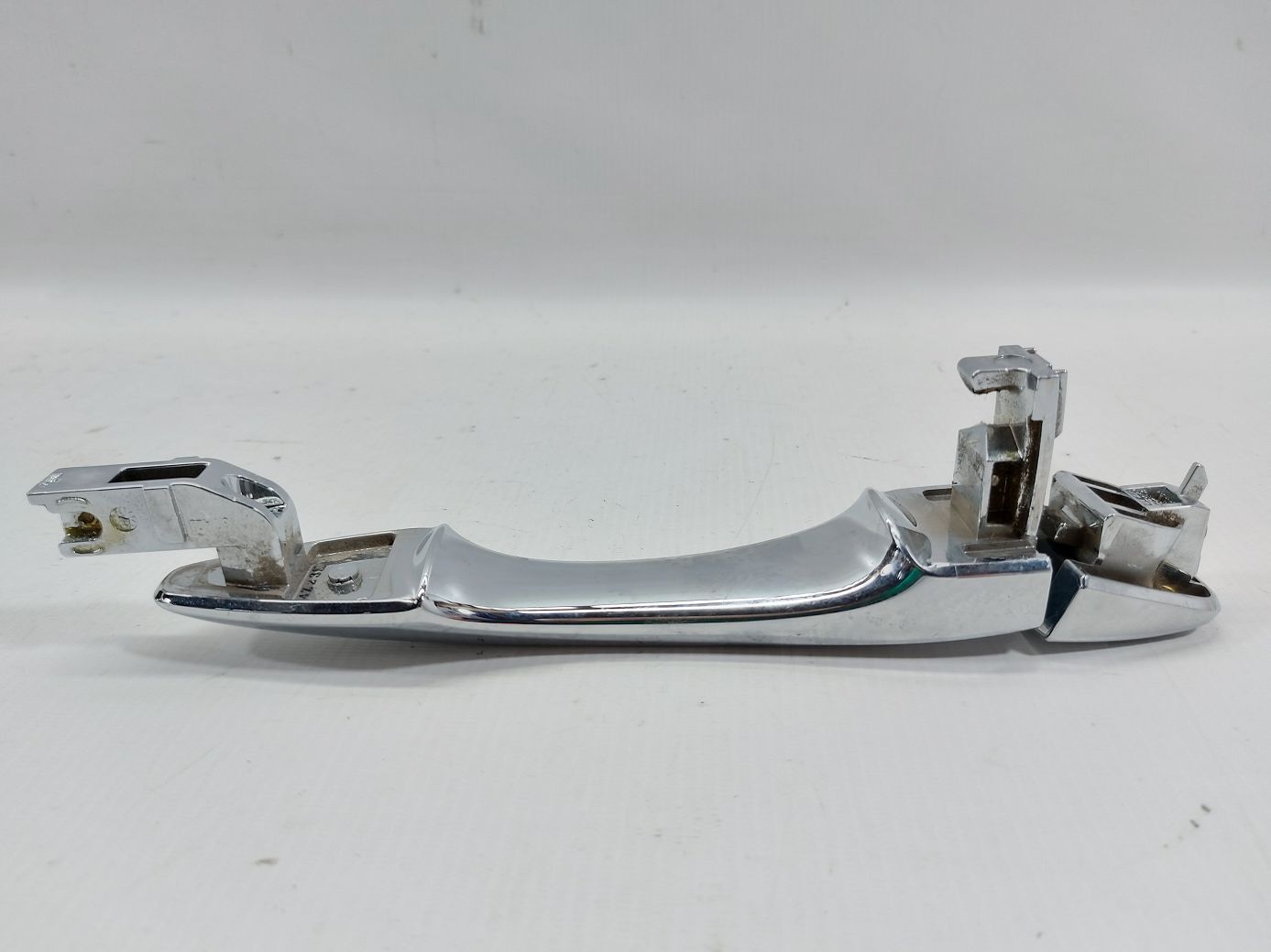 Sentra Ручка дверей задньої лівої зовнішня (хром) Nissan Sentra 2013-2019 826409N00A Nissan Sentra 3