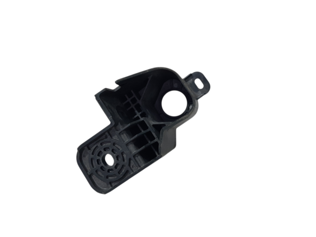 Equinox Кронштейн радіатора верхній лівий Chevrolet Equinox EV 2024-2025 85546614 Chevrolet Equinox EV 2