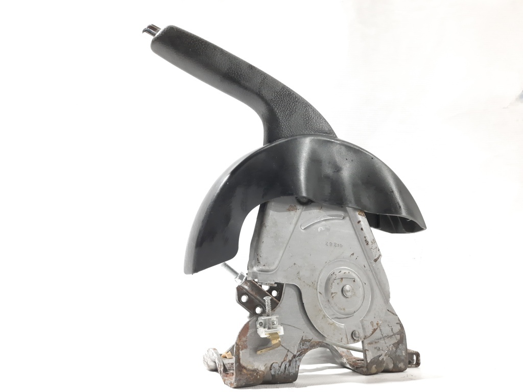 Sentra Рычаг стояночного тормоза Nissan Sentra 2013-2019 360103SH0A Nissan Sentra 7