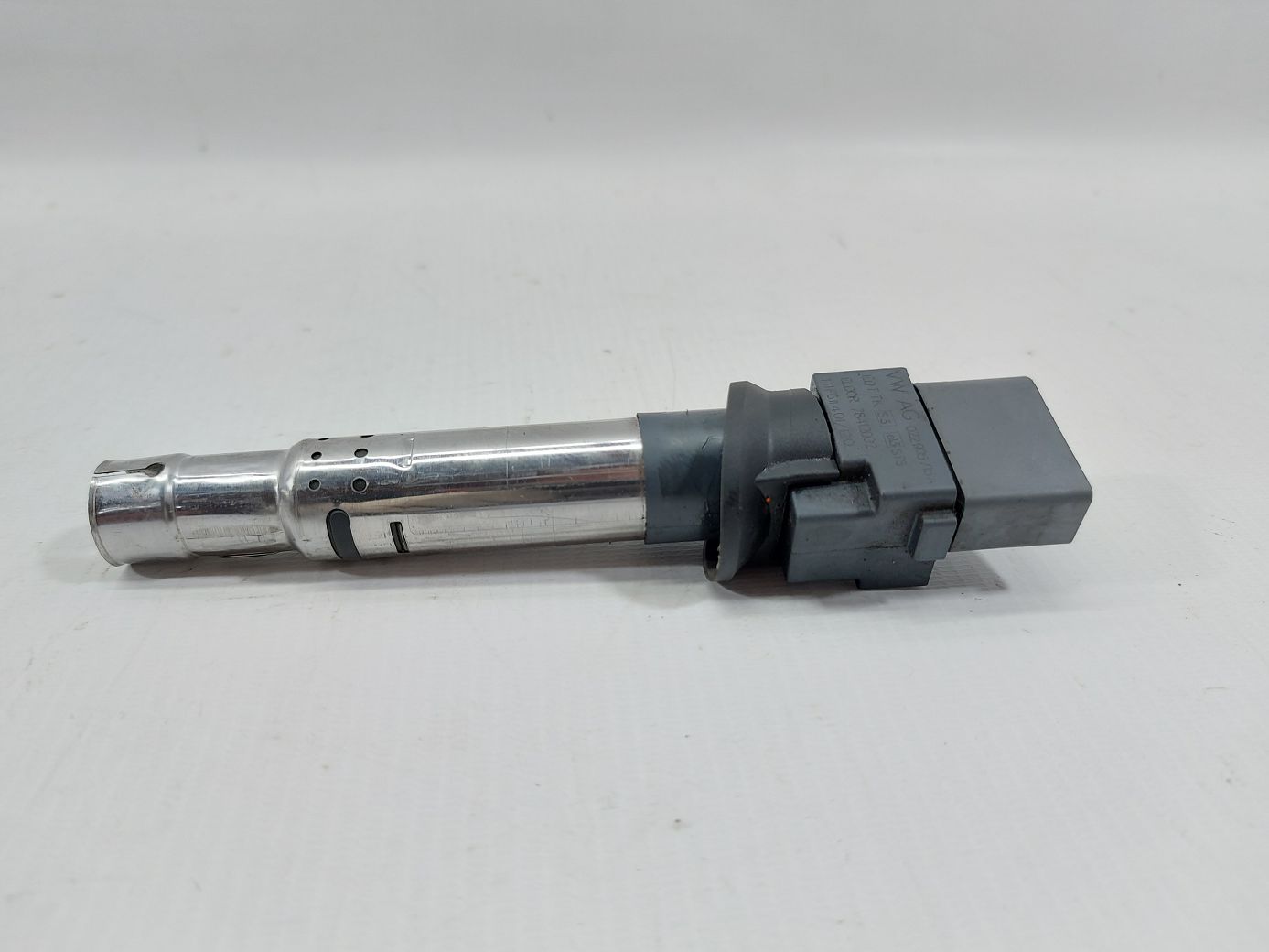 Passat. Котушка двигуна Volkswagen Passat 2008-2018 022905715E Volkswagen Passat Passat. Котушка двигуна Volkswagen Passat 2008-2018 022905715E Volkswagen Passat