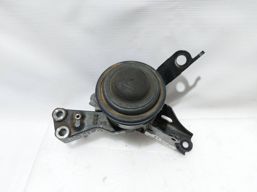 Prius c. Подушка двигуна права Toyota Prius C 2012-2019 1230521570 Toyota Prius C