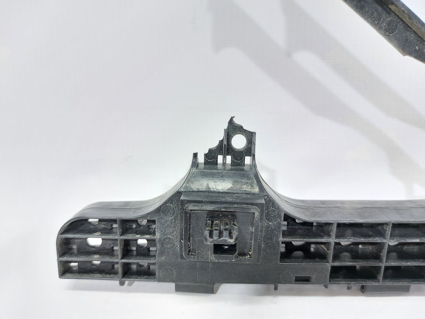 Insight Кріплення бампера заднього праве Honda Insight 2010-2014 71593TM8A02 Honda Insight 16
