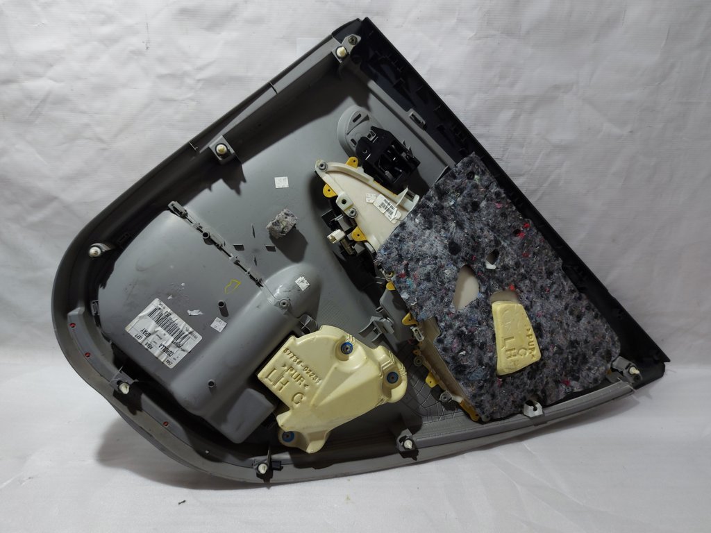 Corolla Карта двери задняя левая Toyota Corolla 2009-2010 6764002N30B1 Toyota Corolla 5